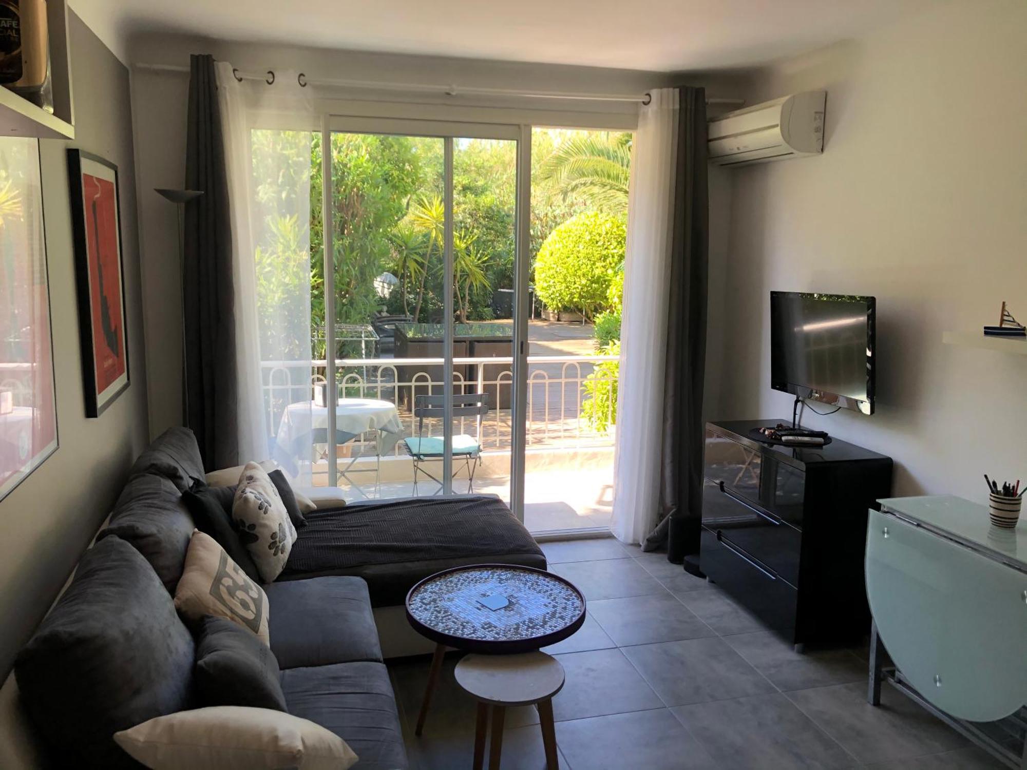 Only 60M To The Beach, 2 Bedroom Cozy Apartment, 80M2 Big Garden, Very Central Cannes Zewnętrze zdjęcie