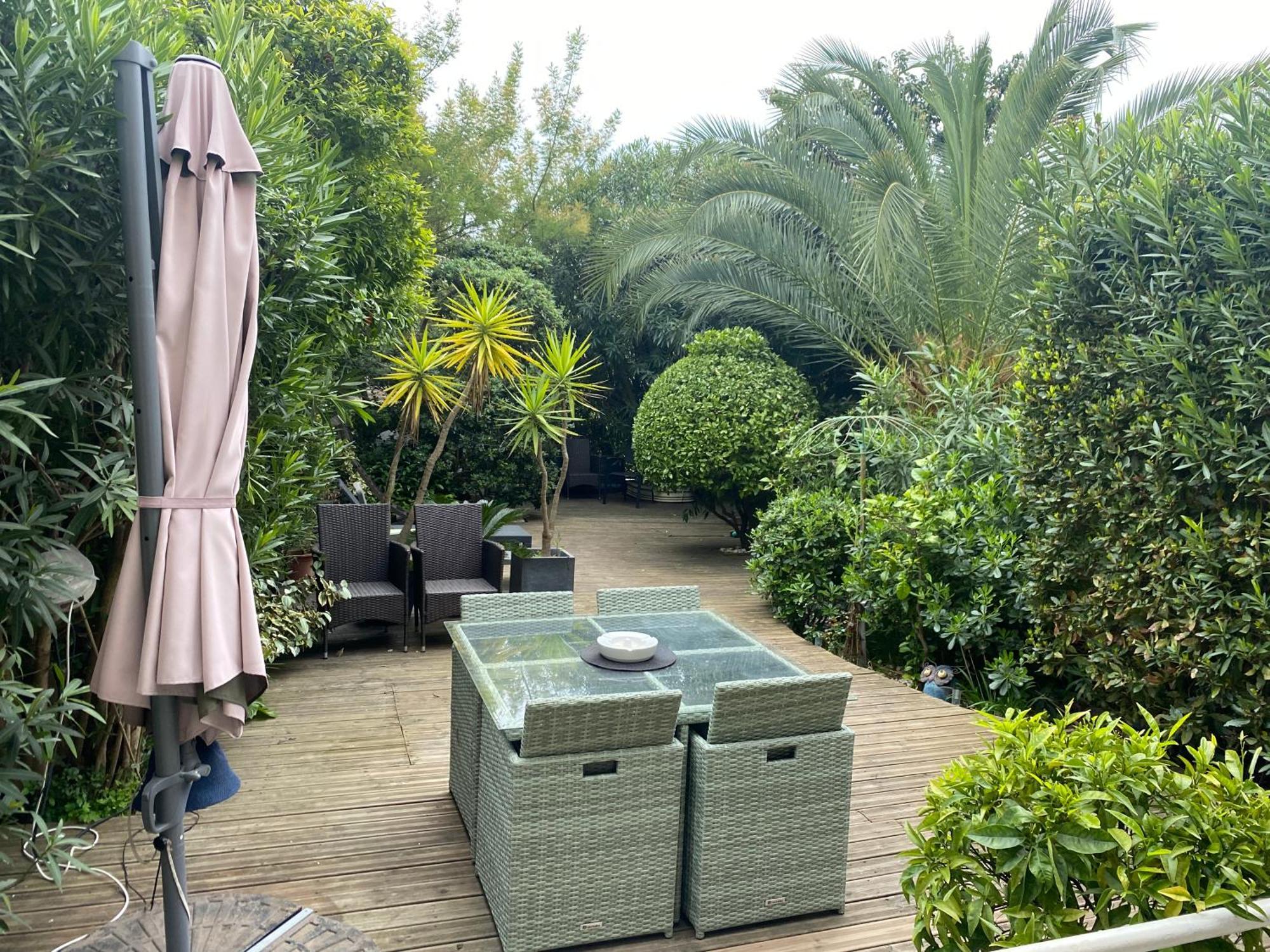 Only 60M To The Beach, 2 Bedroom Cozy Apartment, 80M2 Big Garden, Very Central Cannes Zewnętrze zdjęcie